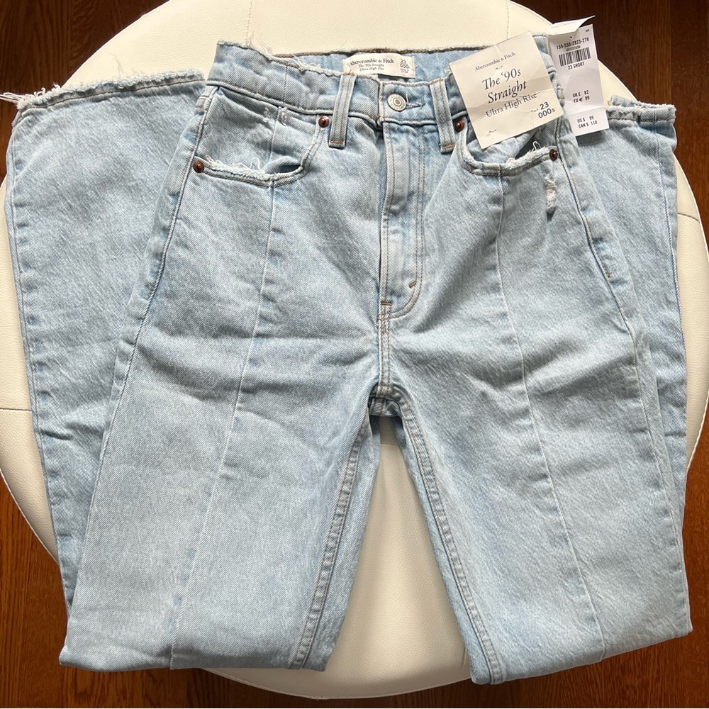 *NWT* size 23 / 000 short Abercrombie & Fitch 90s straight ultra high rise jeans